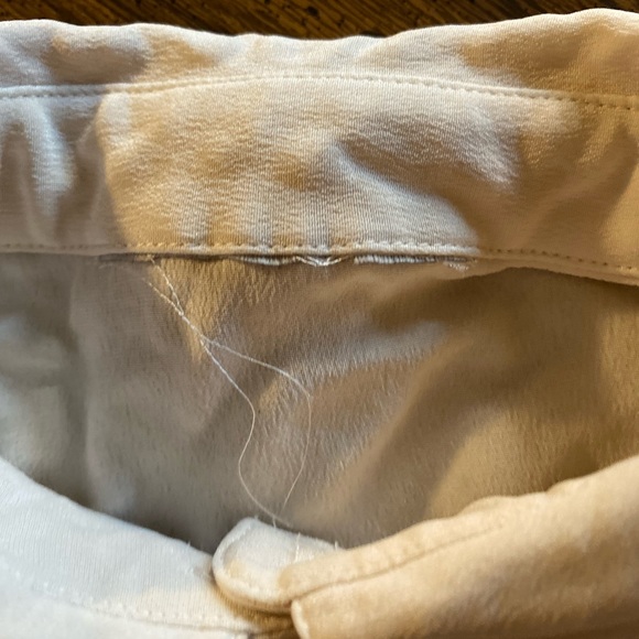 💙Cream button up tank shirt💙 - Picture 4 of 5